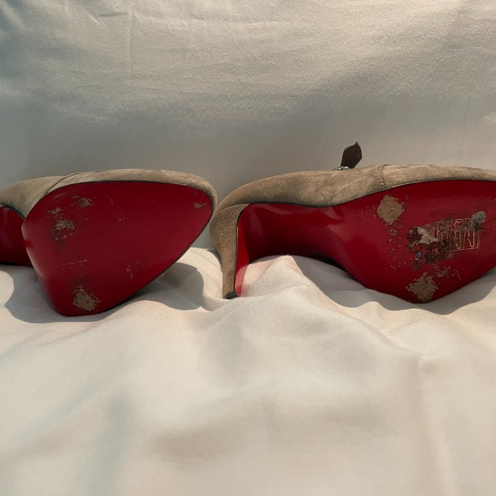 Christian Louboutin grey/taupe 100 mm heels